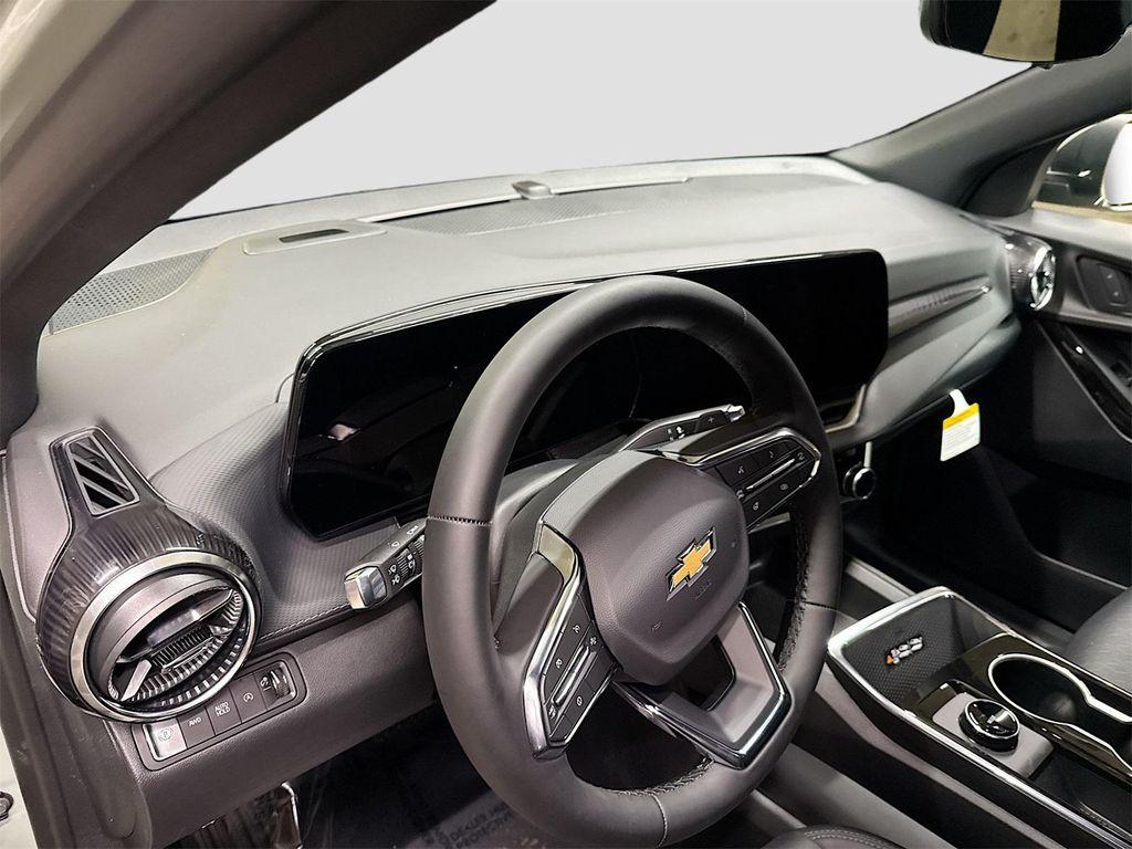 new 2026 Chevrolet Equinox car, priced at $35,490