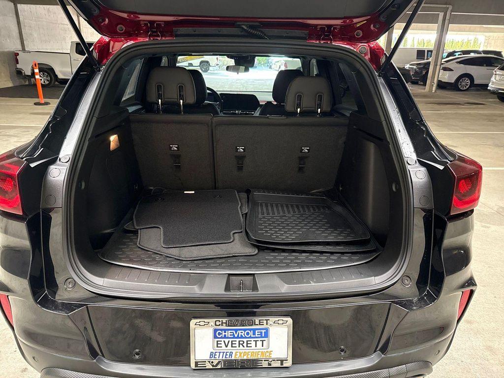 used 2024 Chevrolet TrailBlazer car, priced at $25,988