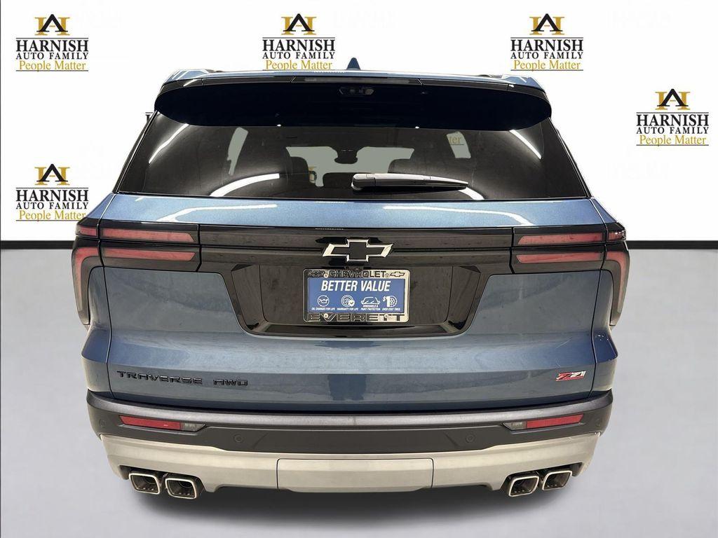 new 2026 Chevrolet Traverse car, priced at $53,620