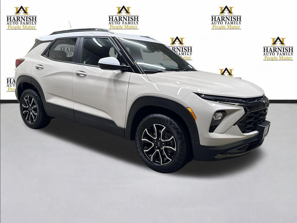 new 2026 Chevrolet TrailBlazer car, priced at $33,880