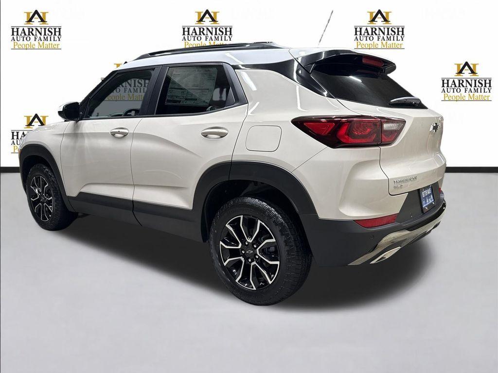 new 2026 Chevrolet TrailBlazer car, priced at $33,880