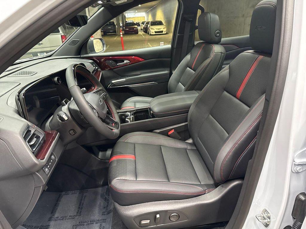 new 2026 Chevrolet Traverse car, priced at $61,890