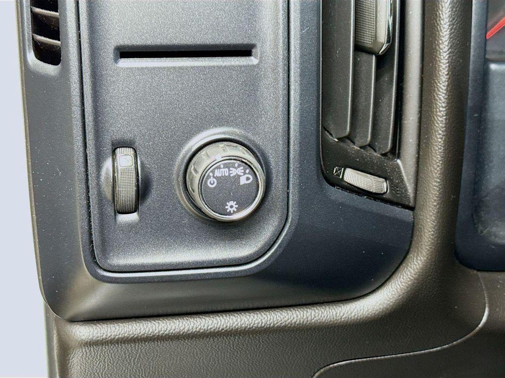 used 2018 GMC Sierra 1500 car, priced at $22,588