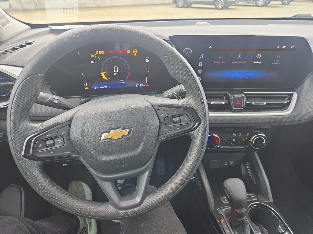 used 2025 Chevrolet TrailBlazer car, priced at $22,888