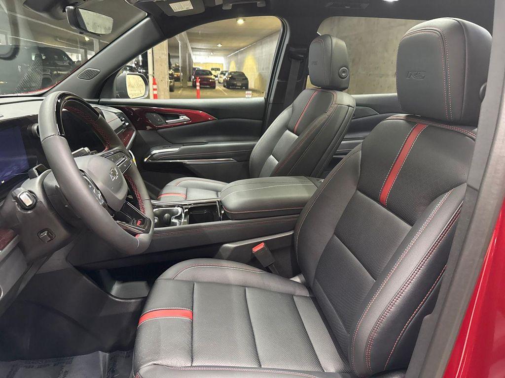 new 2026 Chevrolet Traverse car, priced at $61,390