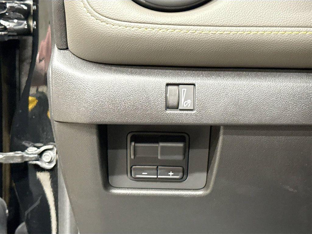 new 2025 Chevrolet Colorado car, priced at $56,623