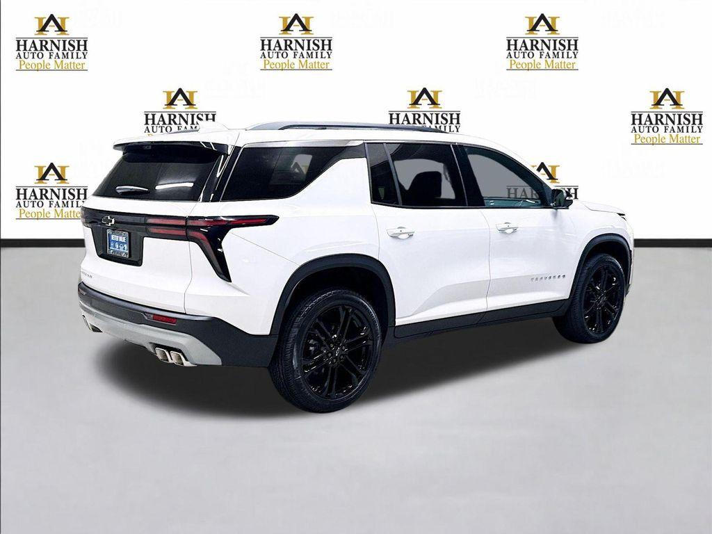 new 2026 Chevrolet Traverse car, priced at $51,590