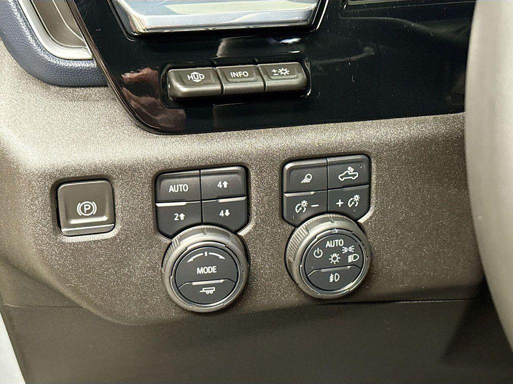 used 2024 Chevrolet Silverado 1500 car, priced at $52,288