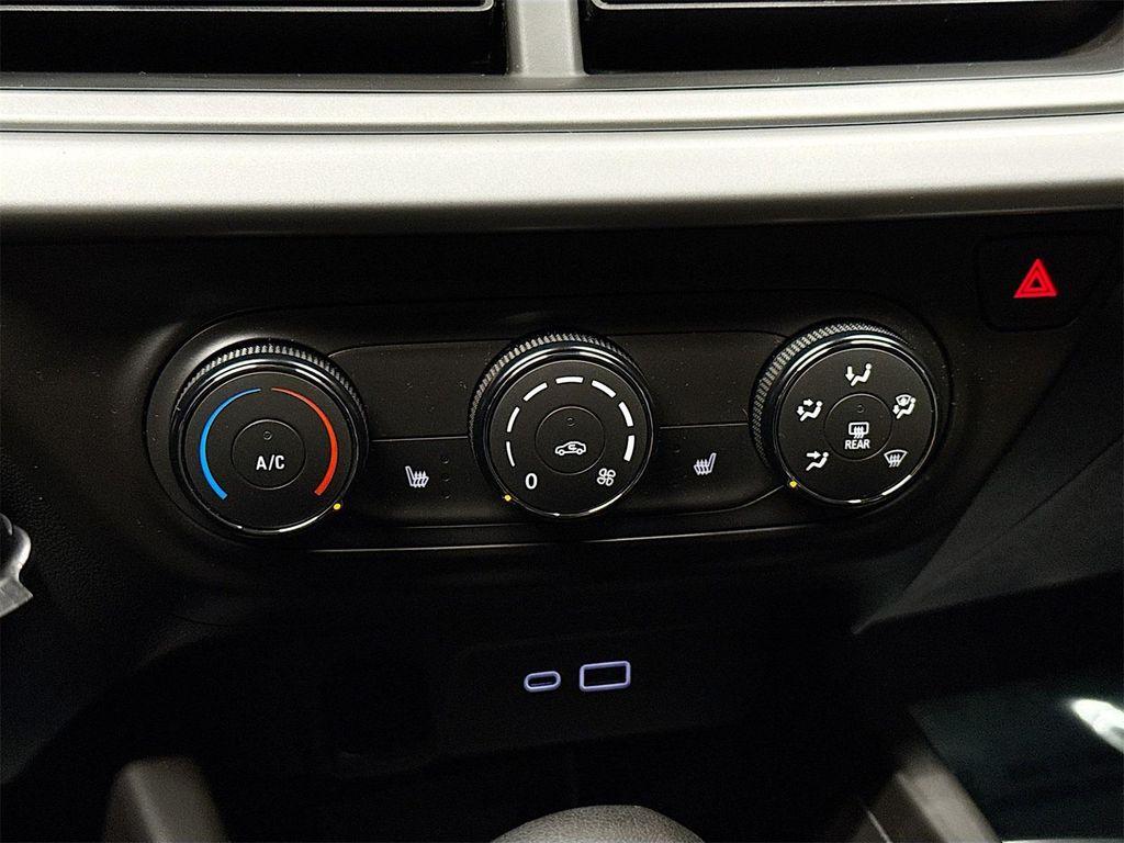 used 2024 Chevrolet Trax car, priced at $20,277