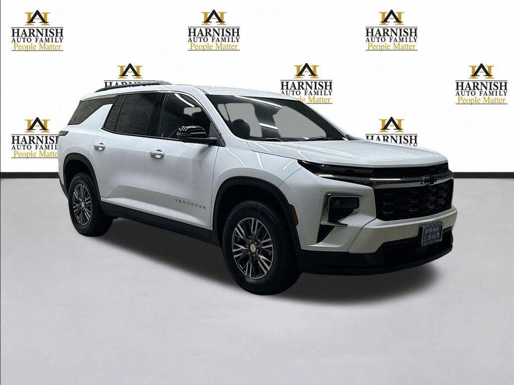 new 2026 Chevrolet Traverse car, priced at $47,740
