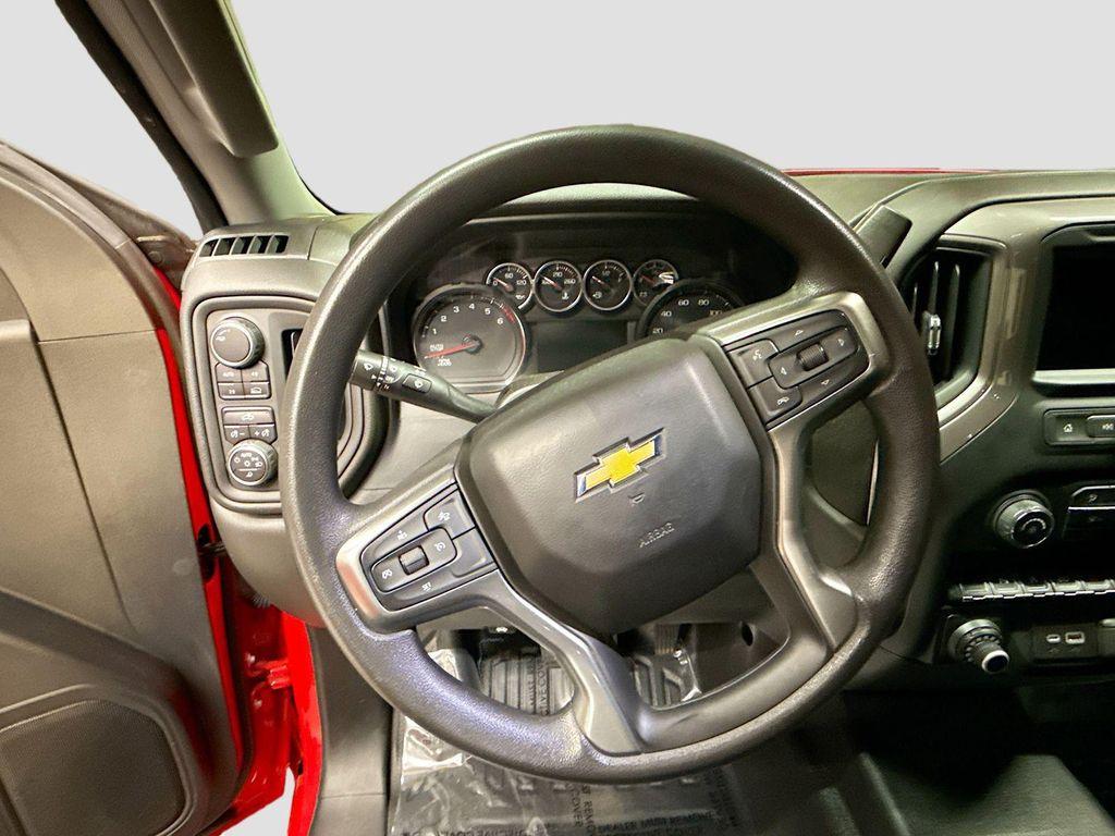 used 2022 Chevrolet Silverado 1500 car, priced at $31,288