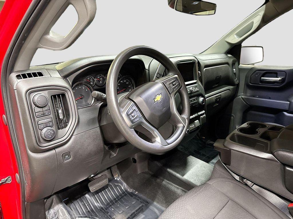 used 2022 Chevrolet Silverado 1500 car, priced at $31,288