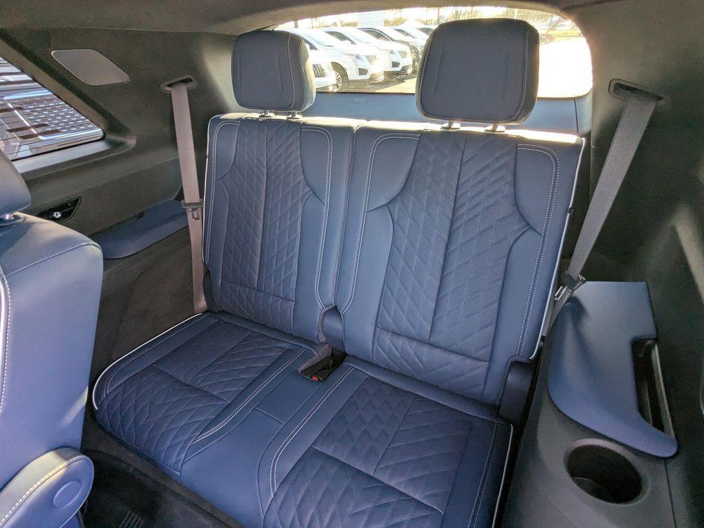 new 2026 Cadillac VISTIQ car, priced at $92,610