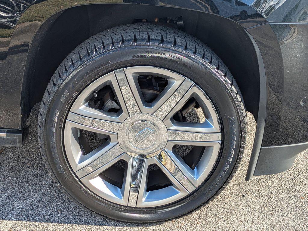 used 2019 Cadillac Escalade car, priced at $34,594