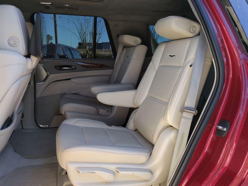 used 2022 Cadillac Escalade car, priced at $69,992