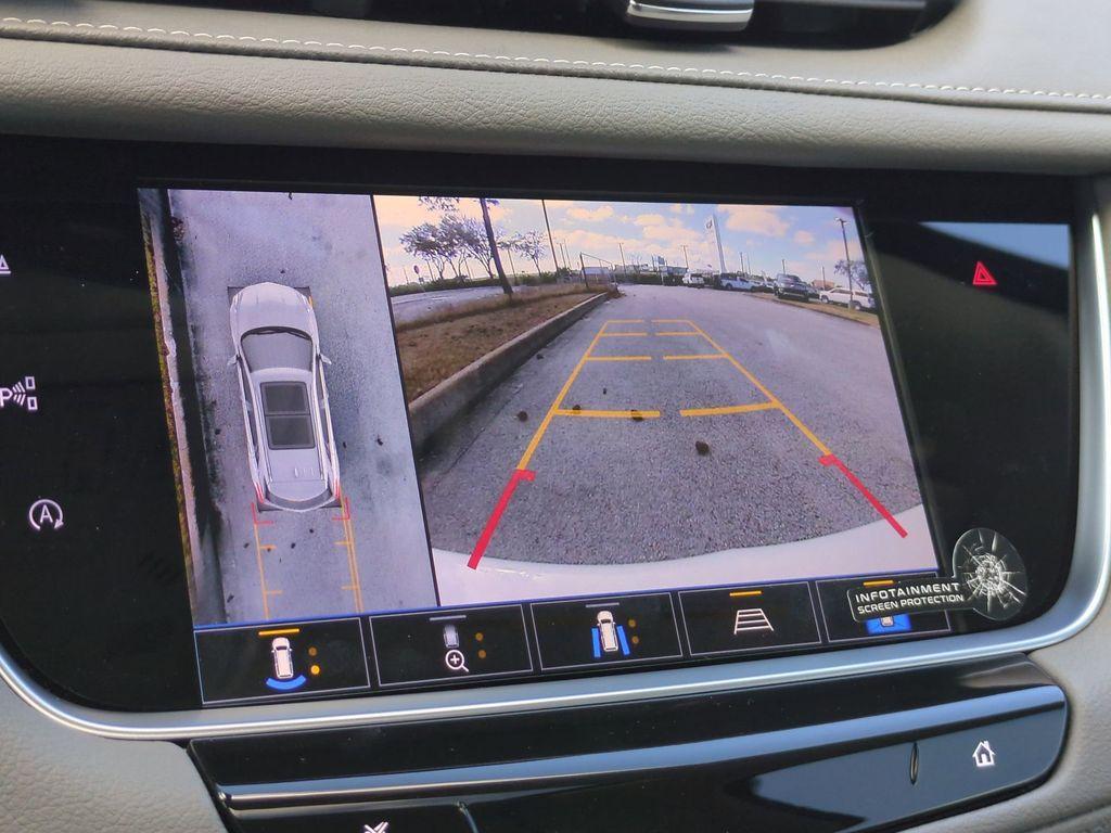 new 2026 Cadillac XT5 car