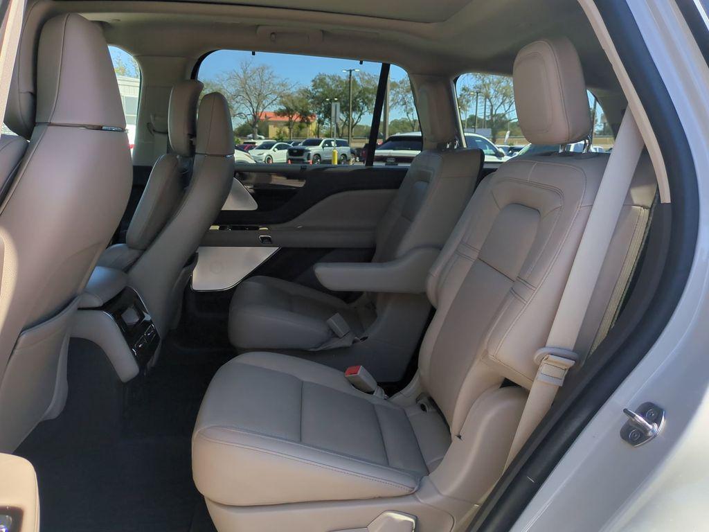 used 2022 Lincoln Aviator car, priced at $44,899
