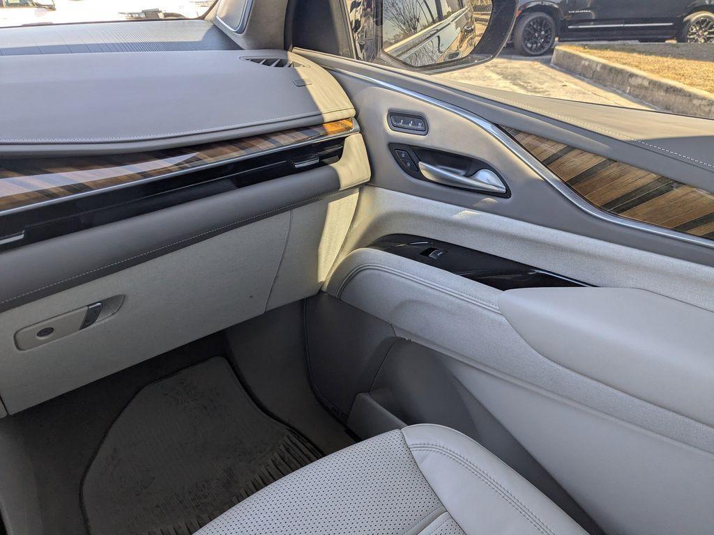 used 2024 Cadillac Escalade ESV car, priced at $93,905