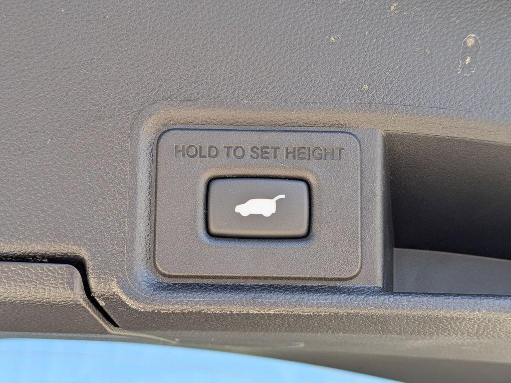 used 2024 Acura RDX car, priced at $32,269