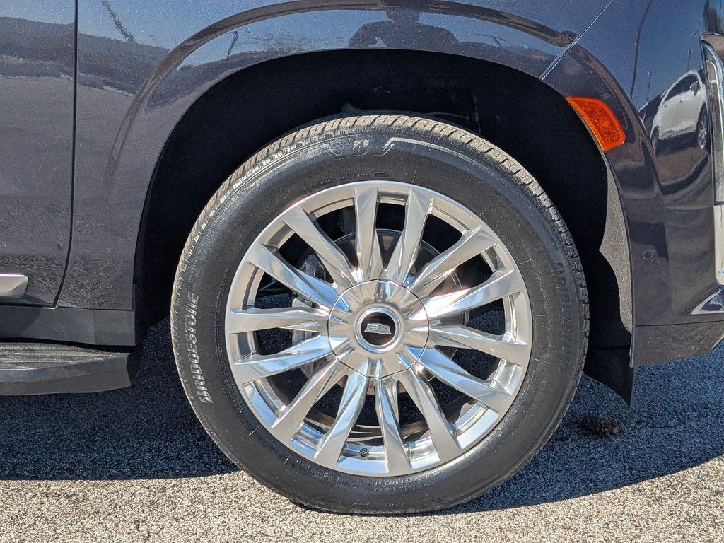 used 2023 Cadillac Escalade ESV car, priced at $67,935