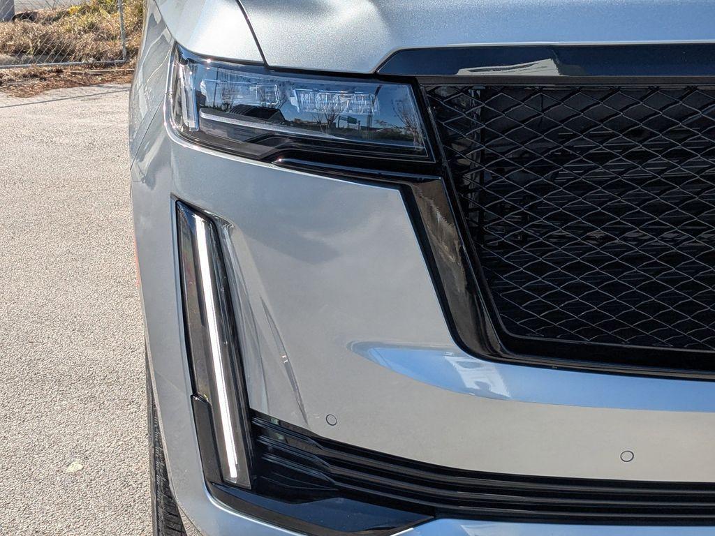used 2024 Cadillac Escalade ESV car, priced at $87,914