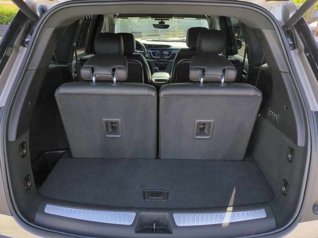 used 2023 Cadillac XT6 car, priced at $39,989