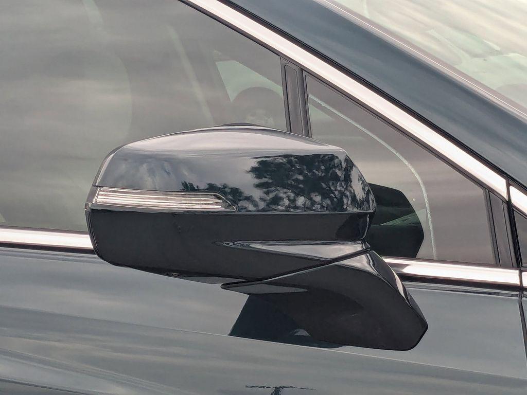 new 2026 Cadillac XT5 car, priced at $60,915