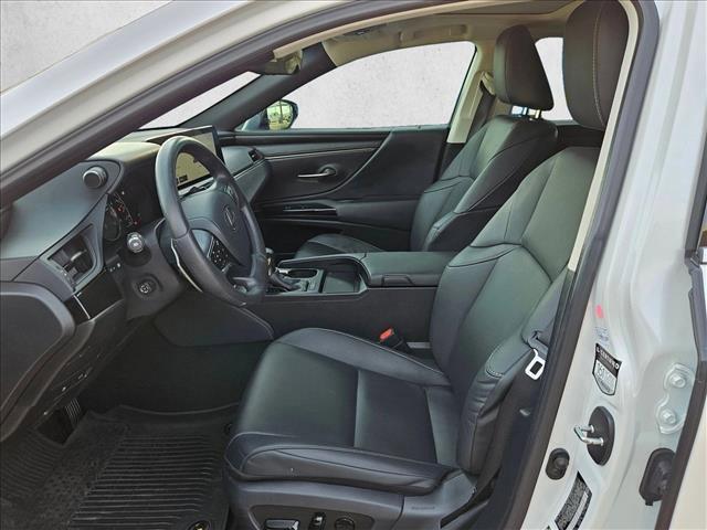 used 2023 Lexus ES 250 car, priced at $33,224