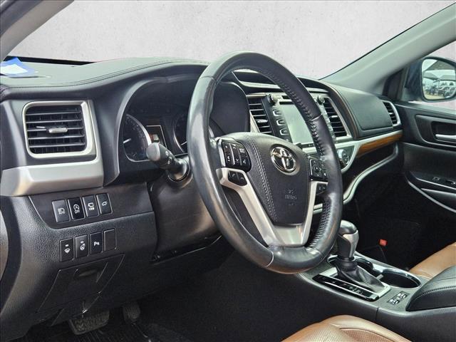 used 2019 Toyota Highlander car, priced at $22,224