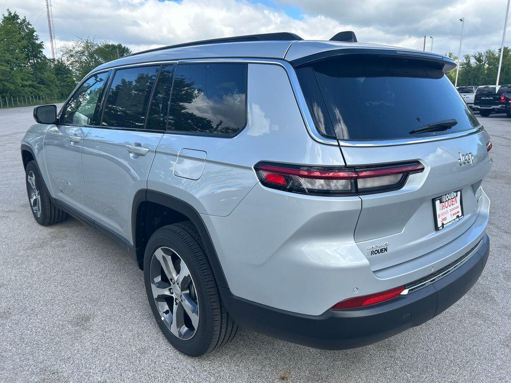 new 2024 Jeep Grand Cherokee L car, priced at $42,316