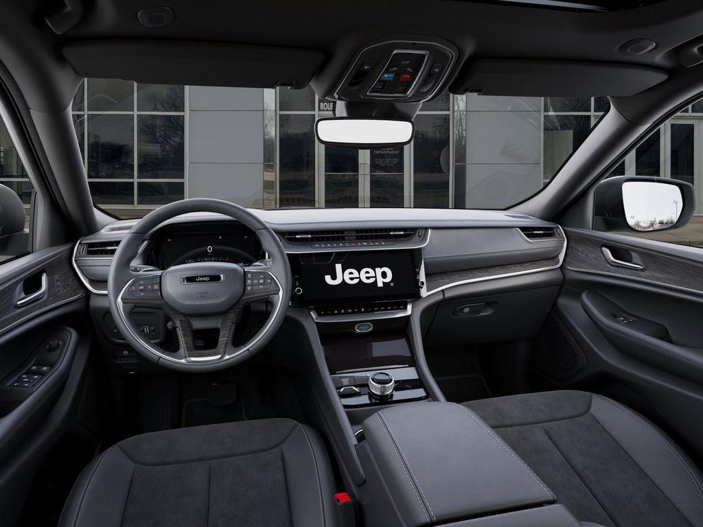 new 2026 Jeep Grand Cherokee car, priced at $48,525