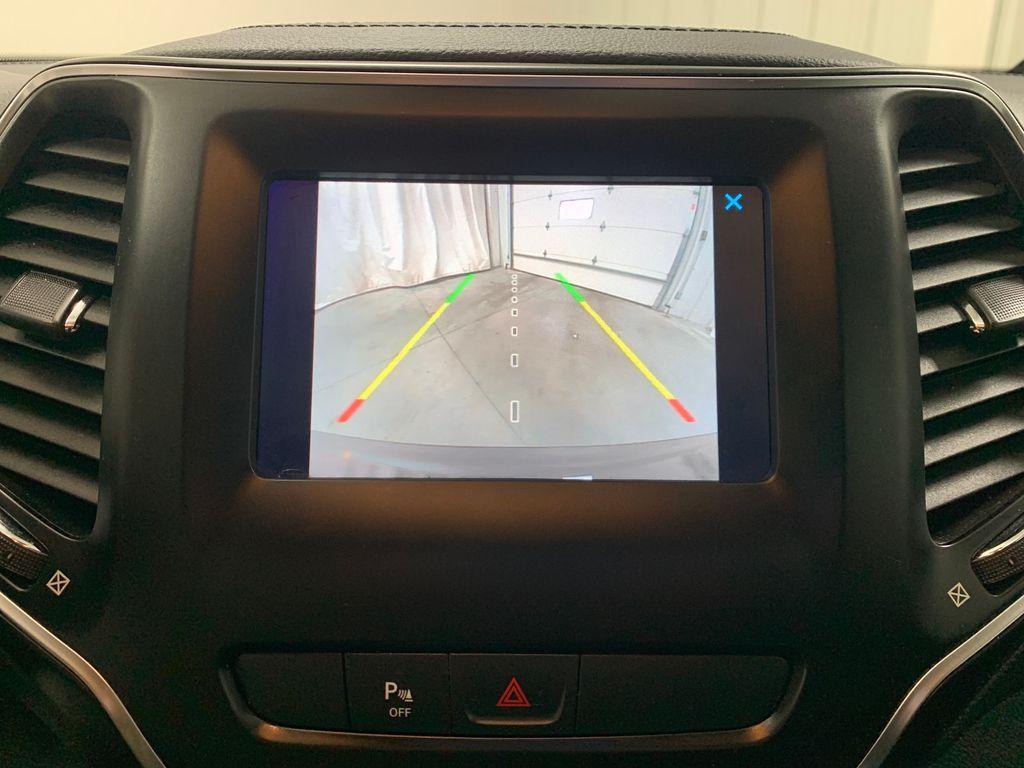 used 2020 Jeep Cherokee car, priced at $18,375