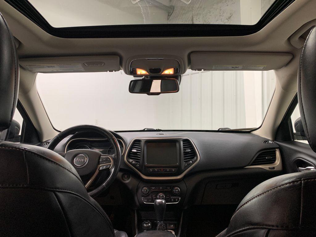 used 2014 Jeep Cherokee car, priced at $10,717