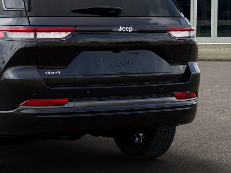new 2026 Jeep Grand Cherokee car, priced at $53,580