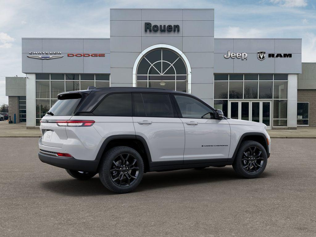 new 2025 Jeep Grand Cherokee car, priced at $51,135