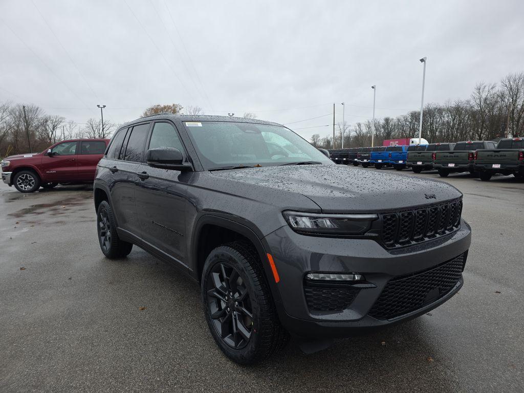 new 2025 Jeep Grand Cherokee car, priced at $50,735