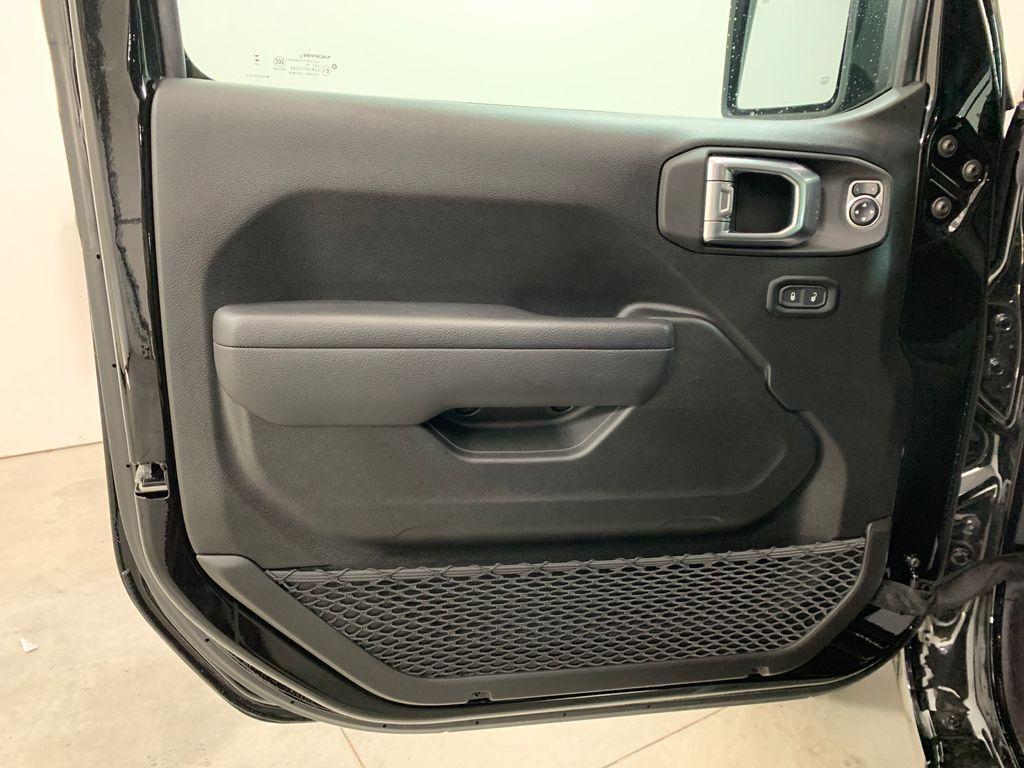 used 2024 Jeep Gladiator car, priced at $37,952