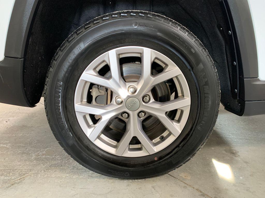 used 2022 Jeep Grand Cherokee L car, priced at $27,714