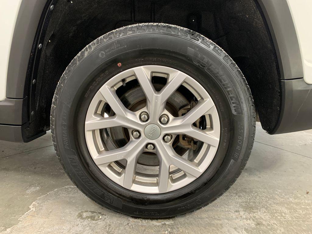 used 2022 Jeep Grand Cherokee L car, priced at $27,714