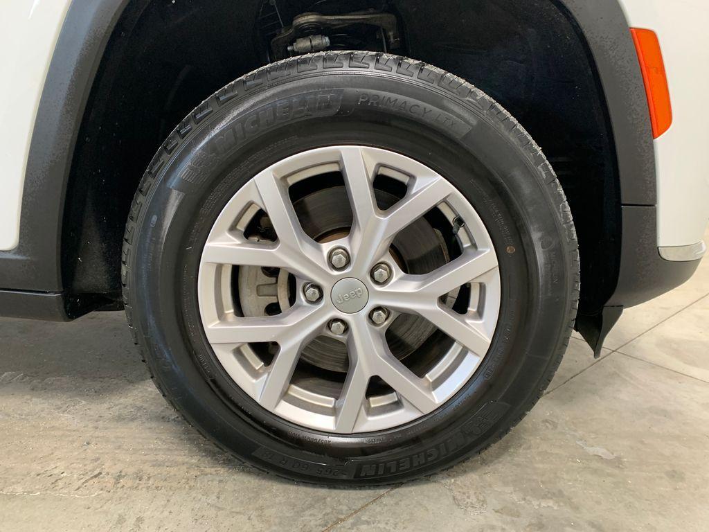 used 2022 Jeep Grand Cherokee L car, priced at $27,714