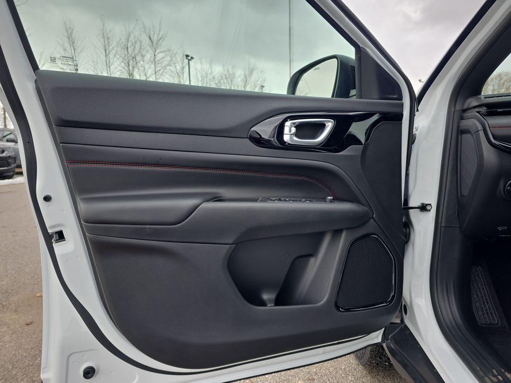 new 2026 Jeep Compass car, priced at $33,890