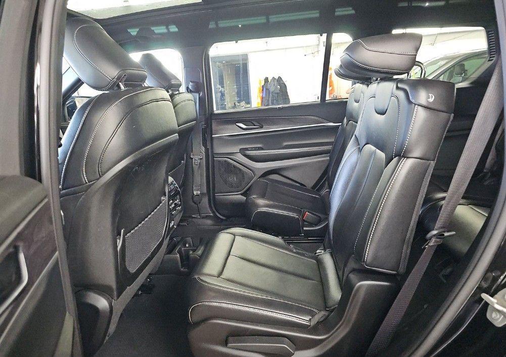 used 2024 Jeep Grand Cherokee L car, priced at $29,907