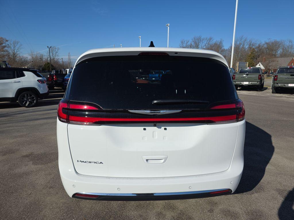 new 2026 Chrysler Pacifica car, priced at $46,930