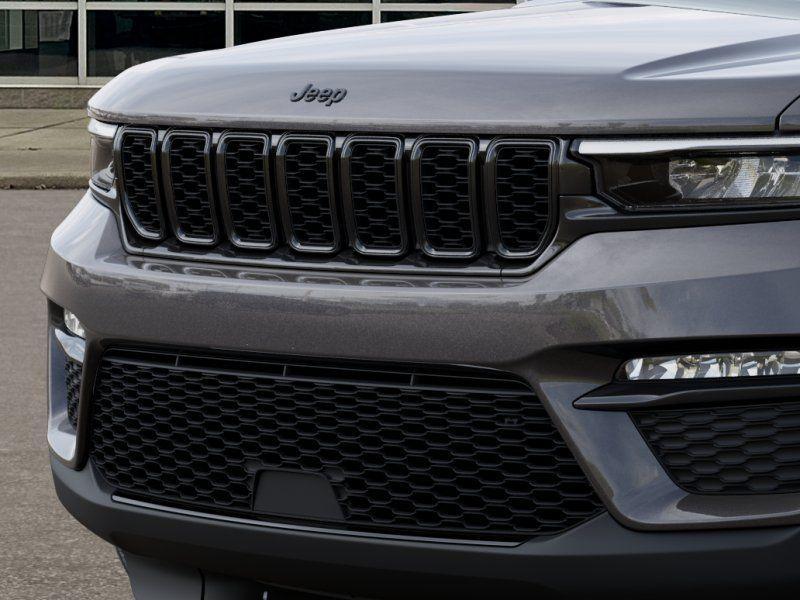 new 2025 Jeep Grand Cherokee car, priced at $50,735