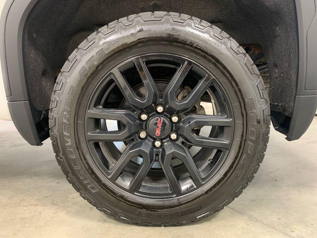 used 2021 GMC Sierra 1500 car, priced at $28,899