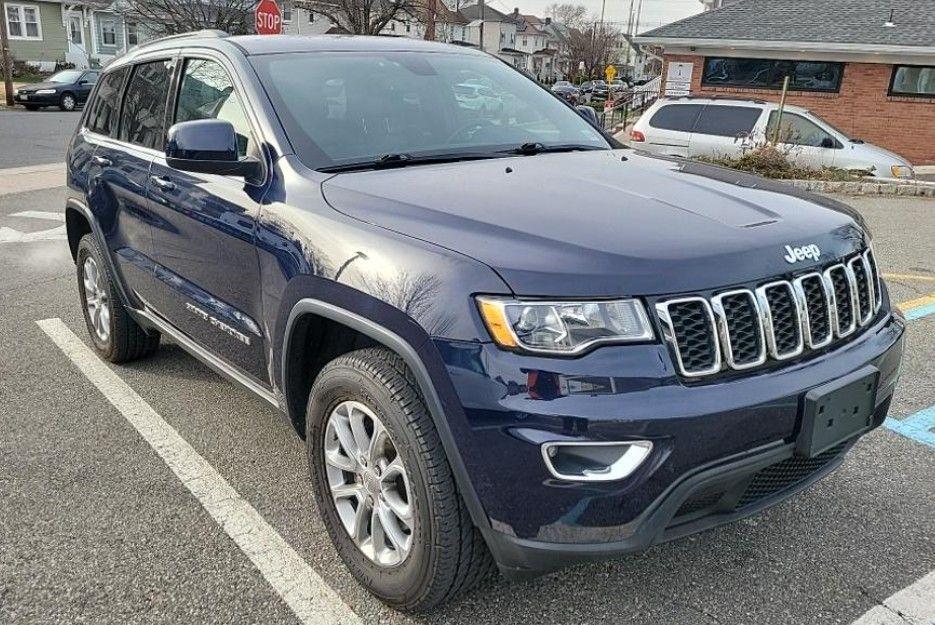 used 2018 Jeep Grand Cherokee car, priced at $14,799