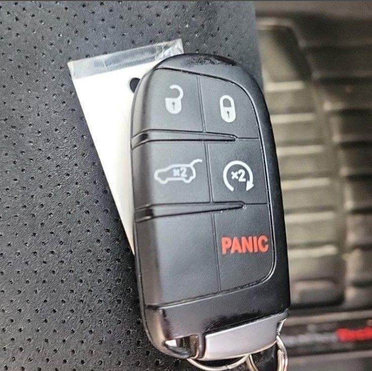 used 2018 Jeep Grand Cherokee car, priced at $14,799