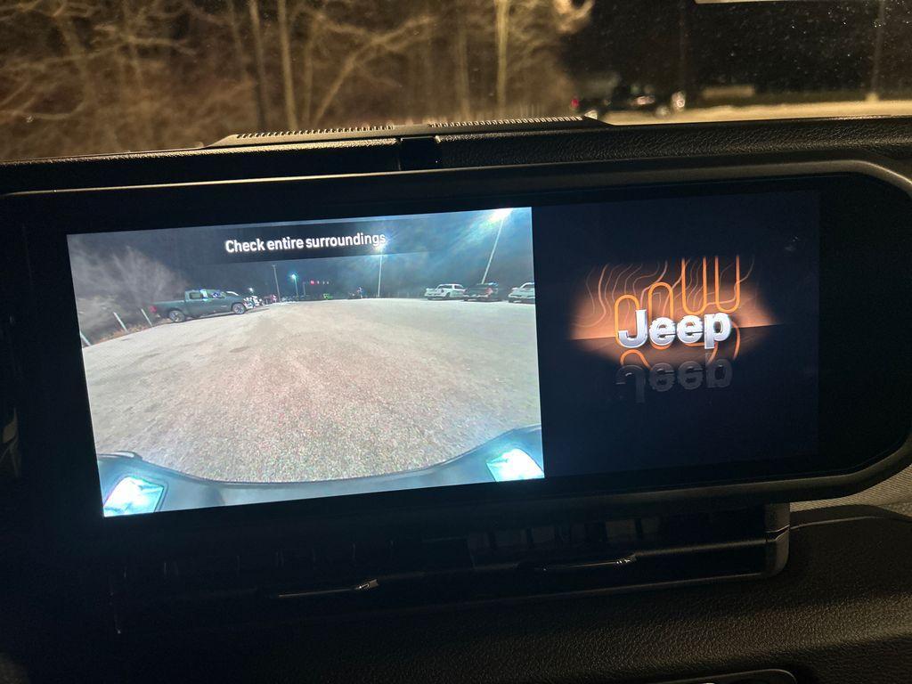 new 2026 Jeep Gladiator car, priced at $48,060