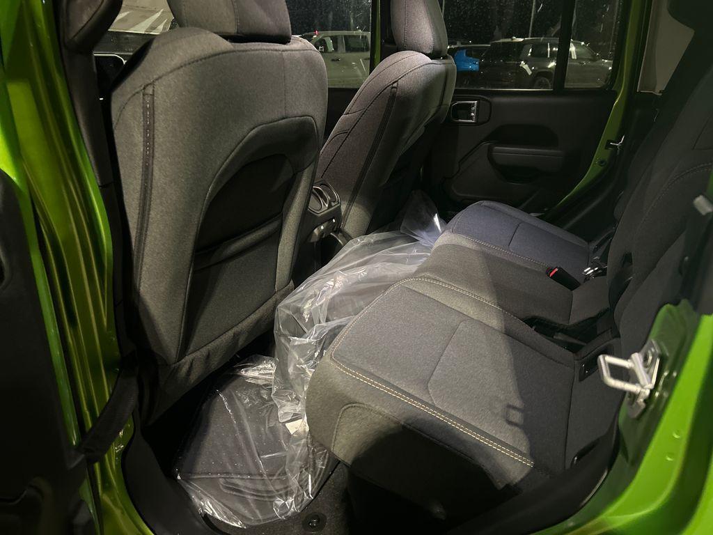 new 2026 Jeep Gladiator car, priced at $48,060