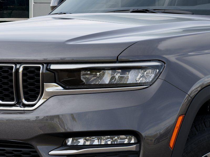 new 2025 Jeep Grand Cherokee car, priced at $41,900